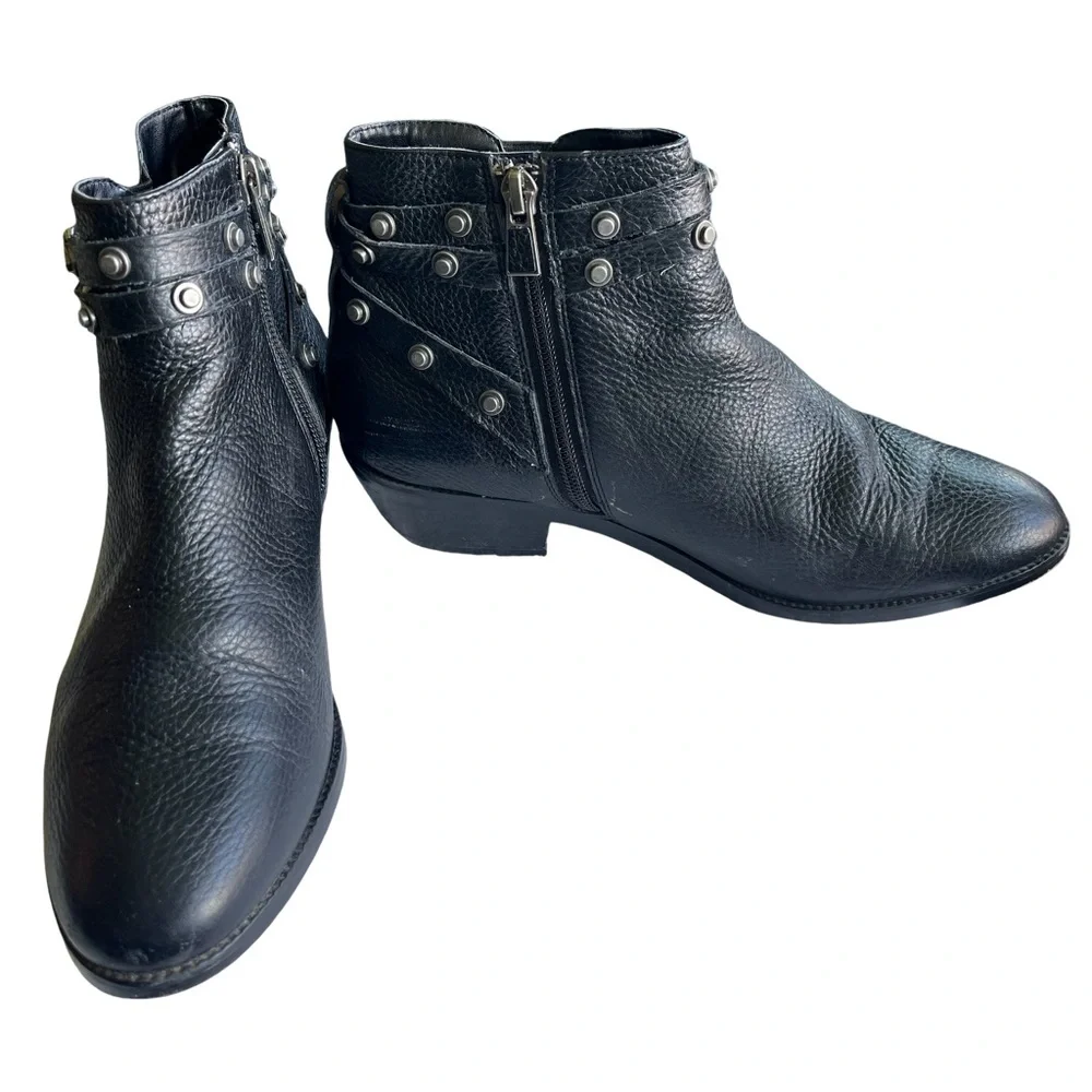 Halogen Lidia Black Genuine Leather Studded Moto Ankle Booties Size 7.5